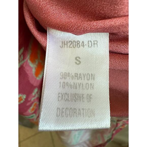 THML Floral Midi Dress Flutter Sleeve size small - Picture 4 of 6